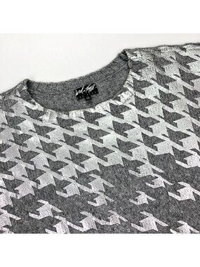 Lord & Taylor Women’s Wool Metallic Houndstooth Silver Oversize Sweater • Large